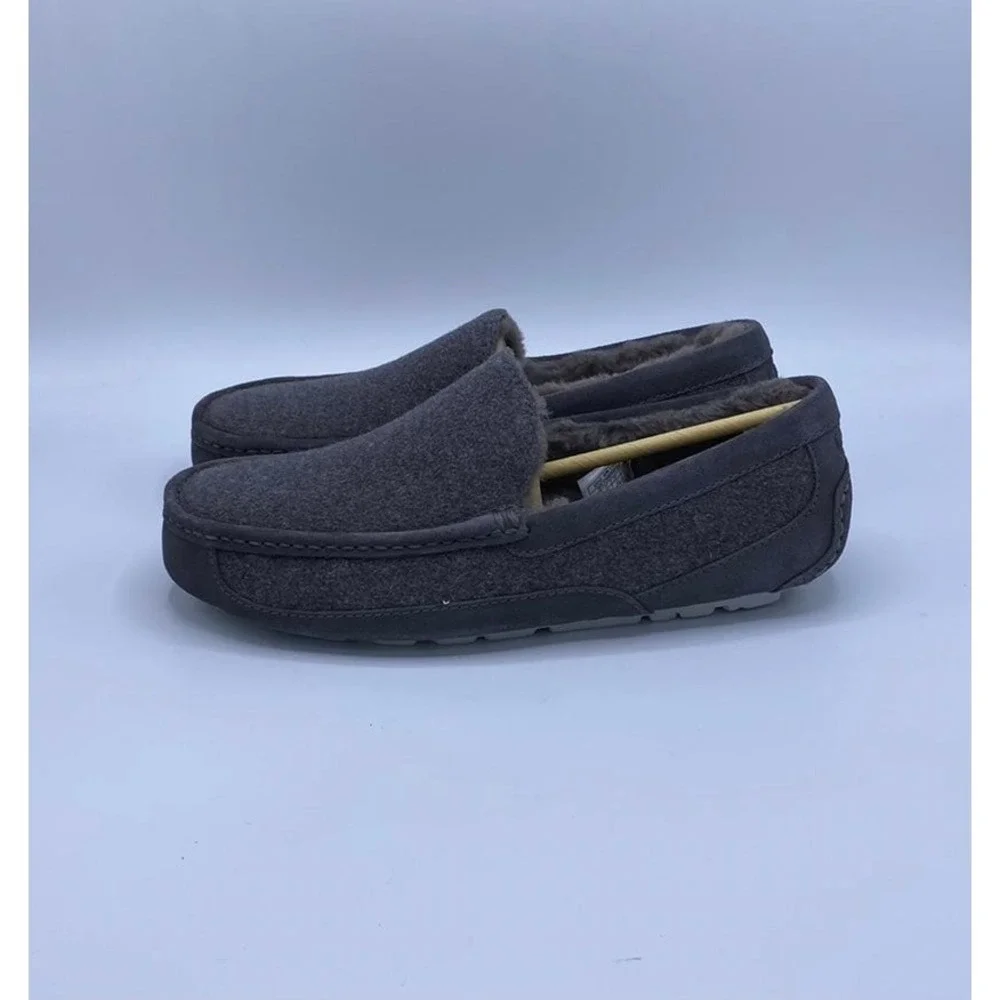 8M - [NEW] UGG Ascot Wool Men's Slipper‎ Grey 1103890